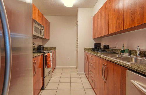 Brickell Apartment | Beautiful Brickell Miami apt 2BR/2BA + Parking