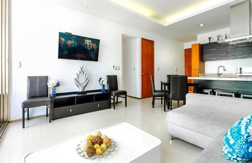 Luis Donaldo Colosio Condo | Beautiful Bright 2BR Penthouse