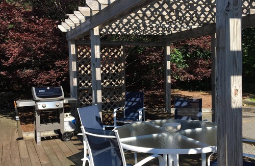 East Dennis House | Beautiful, bright, and airy home located in scenic Quivet Neck, East Dennis