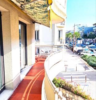 La Bocca Apartment | Beautiful bright apartment