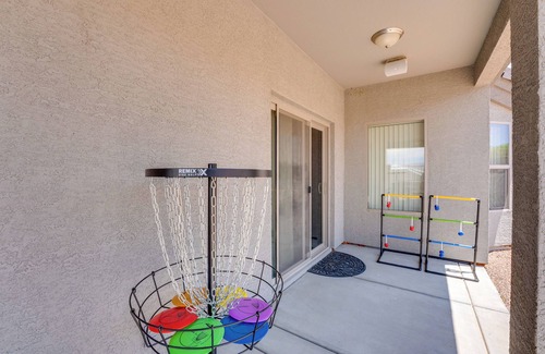 Sunridge Estates Cottage | Beautiful Bullhead City Home Rental w/Yard!