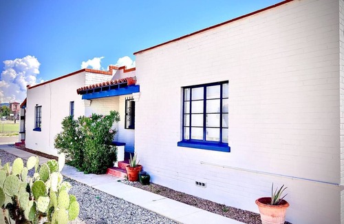 Rincon Heights House | Beautiful Bungalow Close to U of A, Downtown and Historic 4th Court