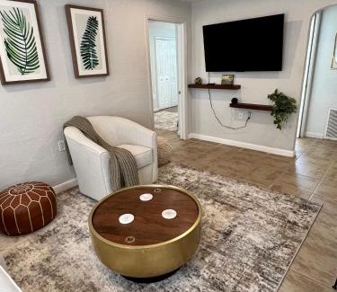 College Park House | Beautiful Bungalow