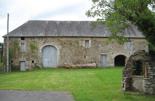 Savigny House | Beautiful C17 Manor House with stunning views