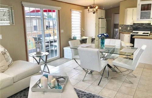 Niagara-on-the-Lake Cottage | Beautiful cottage in Niagara on the Lake (Vine Ridge Resort)