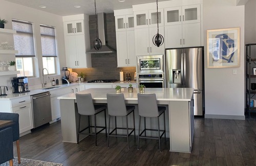 Cottonwood Heights House | Beautiful Canyon Retreat