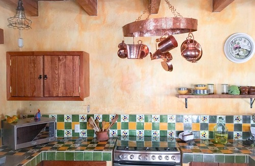 Tapalpa Cabin | Beautiful Cabin Downtown Tapalpa Oven Mud Barbecue Grill 4 Room 12 ppl TV Wifi