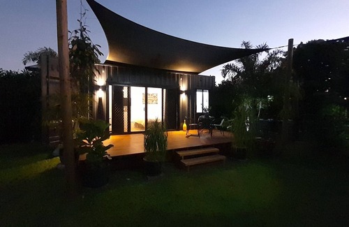 Silkwood Cabin | Beautiful Cabin minutes to Rainforests, Islands, Beaches and Reef. Pet Friendly!