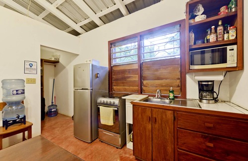 Hopkins Cabin | Beautiful cabin nestled in tropical surroundings on the Banks of the Sitee River