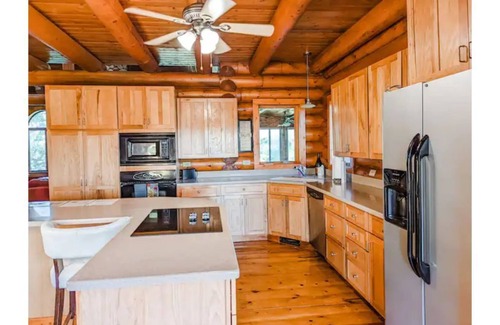 Oakdale Cabin | Beautiful Cabin on a Vineyard