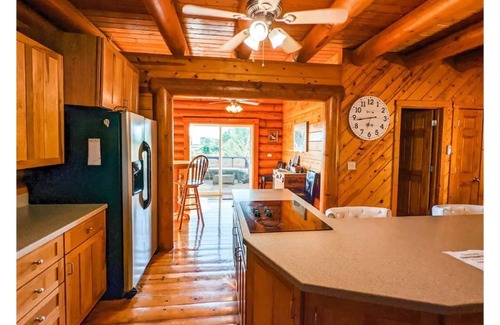 Oakdale Cabin | Beautiful Cabin on a Vineyard