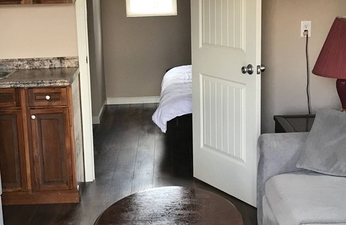 Waynesville Cabin | Beautiful Cabin sleeps 2