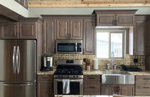 Beaver House | Beautiful cabin with amazing views. By hiking, biking, skiing and trail riding