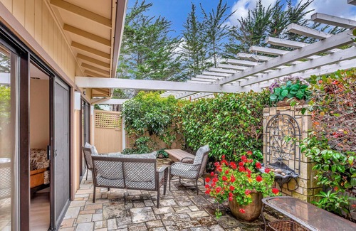 Carmel House | Beautiful Carmel Guest House