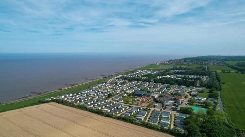 Hopton Other | Beautiful Caravan With Full Sea View At Broadland Sands In Suffolk Ref 20100Bs