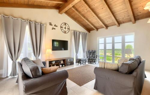 Momjan Villa | Beautiful Casa Garden Contesses in Momjan