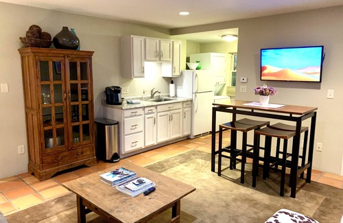 Santa Fe House | Beautiful Casita in downtown. Private Courtyard!