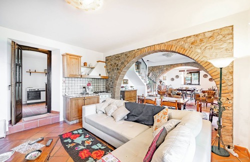 Ficulle Villa | Beautiful Casolare With Pool Among Green, Ficulle, Italy