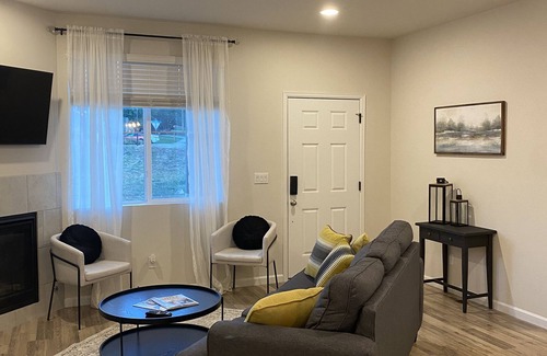 Castle Rock House | Beautiful Castle Rock Townhouse