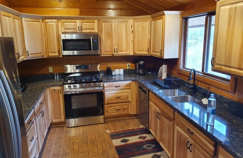 Boulder House | Beautiful Cedar Cabin At Boulder Lake Estates