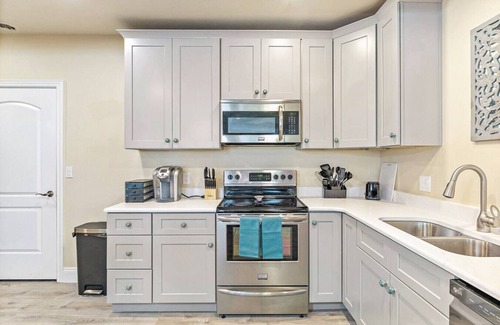 Cedar Hills Apartment | Beautiful Cedar Hills apartment at the base of Majestic Mount and Mt Timpanogos