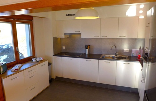 Chermignon Apartment | Beautiful apartment for 5 people with WIFI, TV, balcony and parking