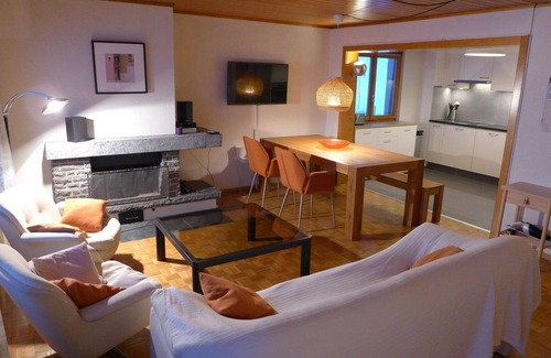 Chermignon Apartment | Beautiful apartment for 5 people with WIFI, TV, balcony and parking