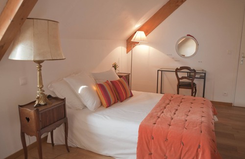 Montfort-l'Amaury House | Beautiful character property in Montfort l'Amaury and on the edge of the forest.