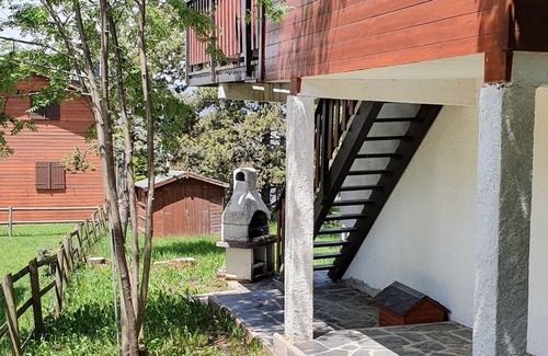 Eyne 2600 Ski Chalet | Beautiful Chalet, 6/8personnes, panoramic view, Garden, BBQ, TV, Wifi, Netflix.