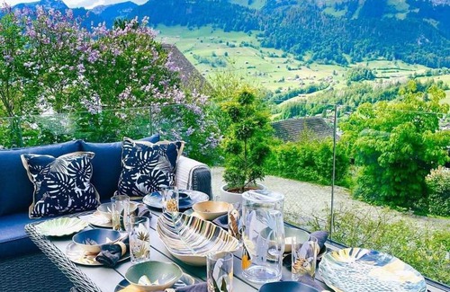 Unterwasser Ski Chalet | Beautiful Chalet on the piste in Swiss Alps