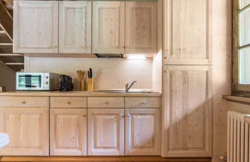 Pelugo Ski Chalet | Beautiful Chalet dell'Orso with Wi-Fi, Jacuzzi & Private Garden