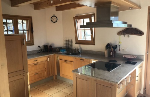 Nendaz Ski Chalet | Beautiful Chalet with mountain views, close to ski-lifts, bars and restaurants