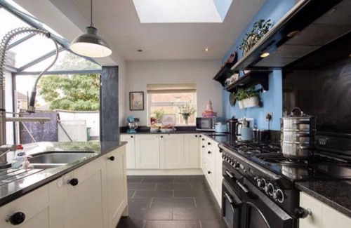 Coventry House | Beautiful, Character property in a fantastic central location