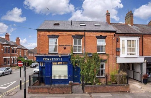 Coventry House | Beautiful, Character property in a fantastic central location