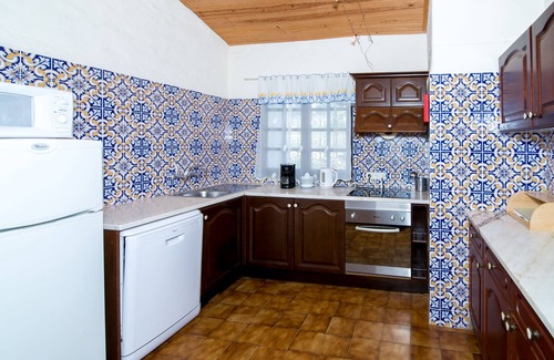 Boliqueime House | Beautiful characterful villa, sleeps 6, large private pool, gardens & sea views