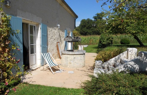 Passirac House | Beautiful Charentaise farmhouse with swimming pool
