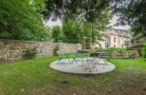 Janvry Cottage | beautiful charming house 18 ème near Paris Saclay Versailles