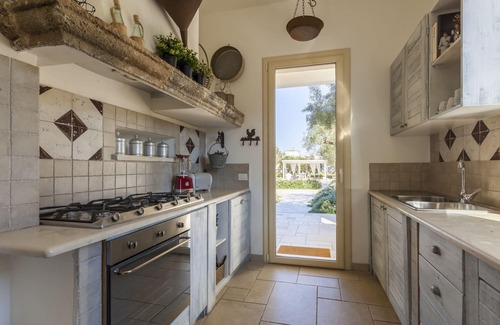 Cenate Villa | Beautiful charming villa with pool, surrounded by olive trees located in Santa Caterina - Nardo