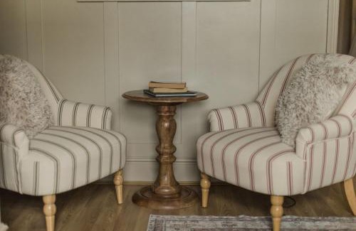 Chester House | Beautiful Chester Cottage