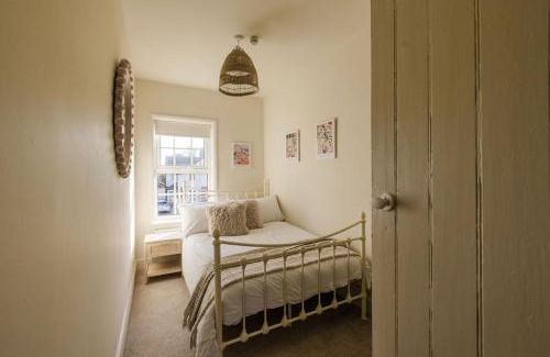 Chester House | Beautiful Chester Cottage