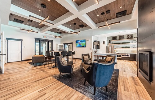 Northeast Colorado Springs Apartment | Beautiful chic modern one bedroom