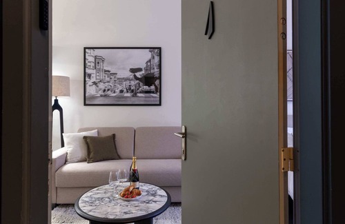 South Antwerp Apartment | Beautiful city suite