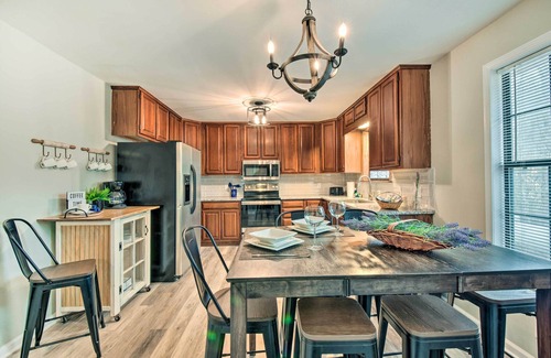 Clarkesville House | Beautiful Clarkesville Home ~ 8 Mi to Helen!