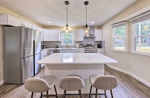 Nall Hills House | Beautiful-Clean-Modern-Convenient-Accessible Home