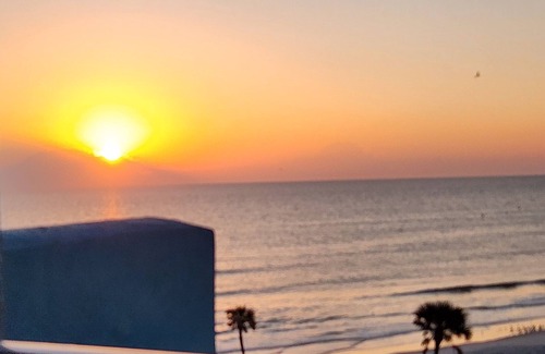 Lenox Park Condo | Beautiful, comfortable oceanview condo located in prime Daytona Beach location!