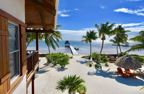 San Pedro Villa | Beautiful Comfortable Villa, 3x King ensuite 1x Bunk Room, Fishing, Snorkelling