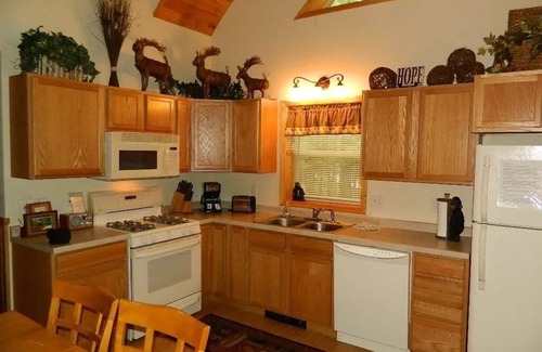Rhinelander Cabin | Beautiful, comfortable 2 bedroom cabin with a loft on a lake in the woods.