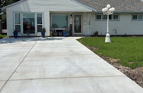 Texas City House | Beautiful comfortable House Texas City Dike , Galveston Beach !