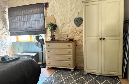 Saint-Romain Other | Beautiful converted farmhouse with private pool in hamlet near La Chapelle-Bâton