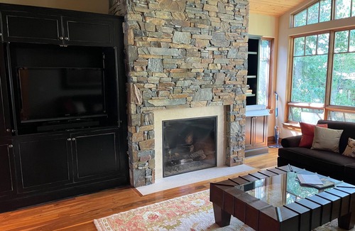 Ketchum Condo | Beautiful Condo building (12 units) along Trail Creek and 2 blocks from town
